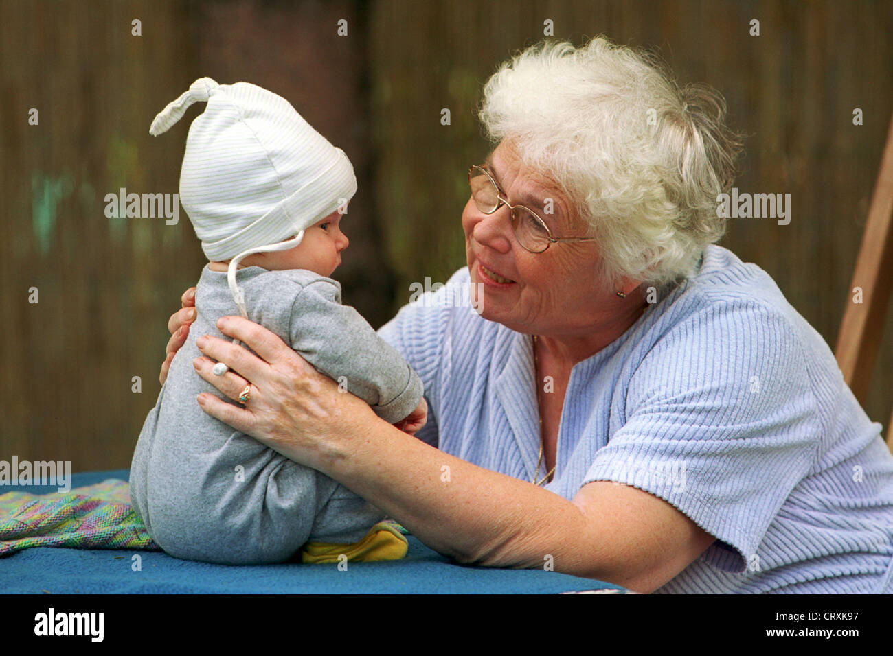 Nonna e nipote Foto Stock