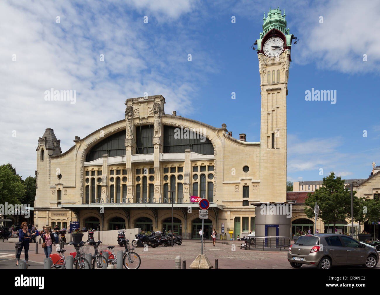 Gare de Rouen-Rive-Droite, stazione ferroviaria SNCF a Rouen, Normandia, Francia (facciata in Art Nouveau, c1928) Foto Stock