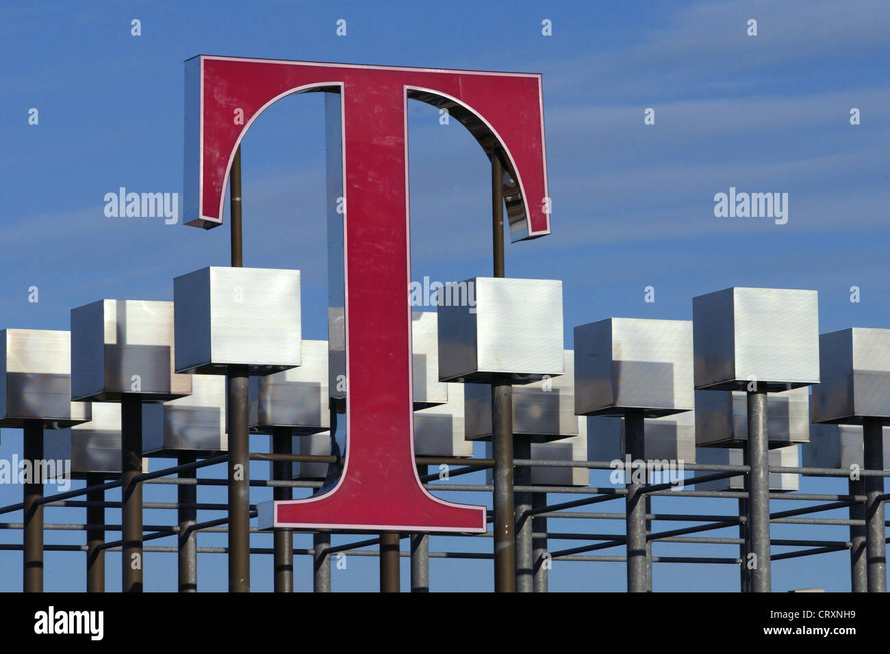 Insegna al neon con Deutsche Telekom Foto Stock