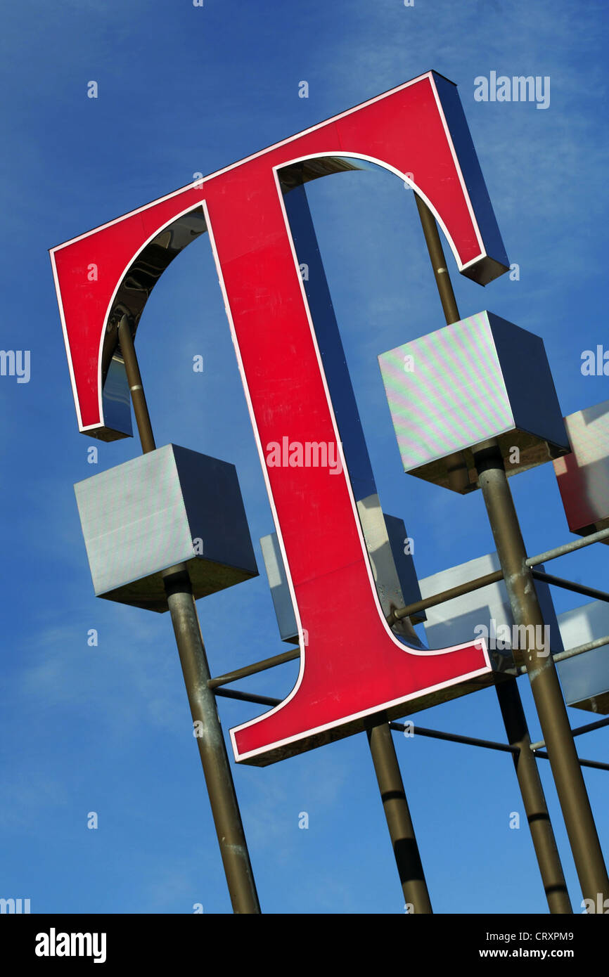 Insegna al neon con Deutsche Telekom Foto Stock