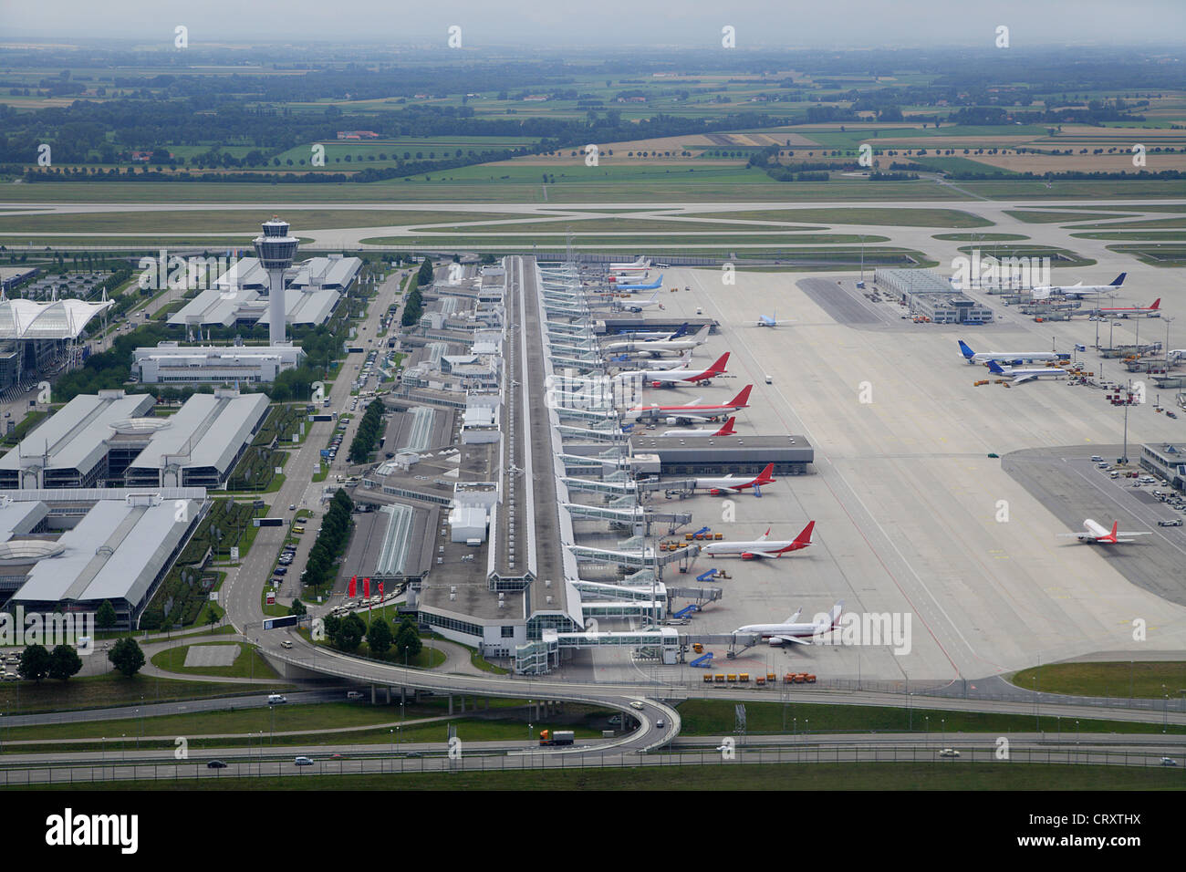 In Germania, in Baviera, Monaco di Baviera, vista di aerei all'aeroporto di Monaco di Baviera Foto Stock
