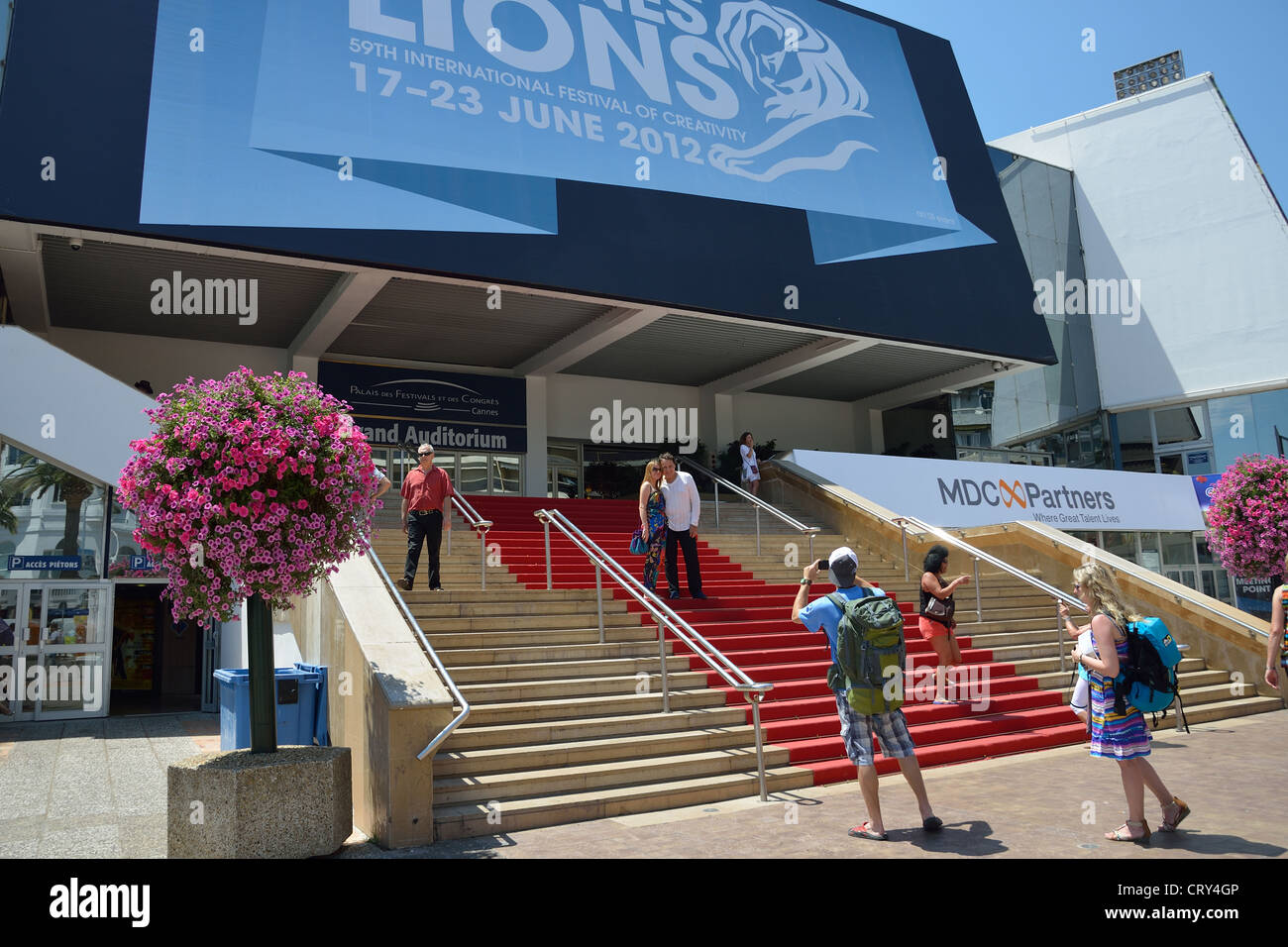 Palais des Festivals et des Congrès, Promenade de la Croisette, Cannes, Côte d'Azur, Provence-Alpes-Côte d'Azur, in Francia Foto Stock