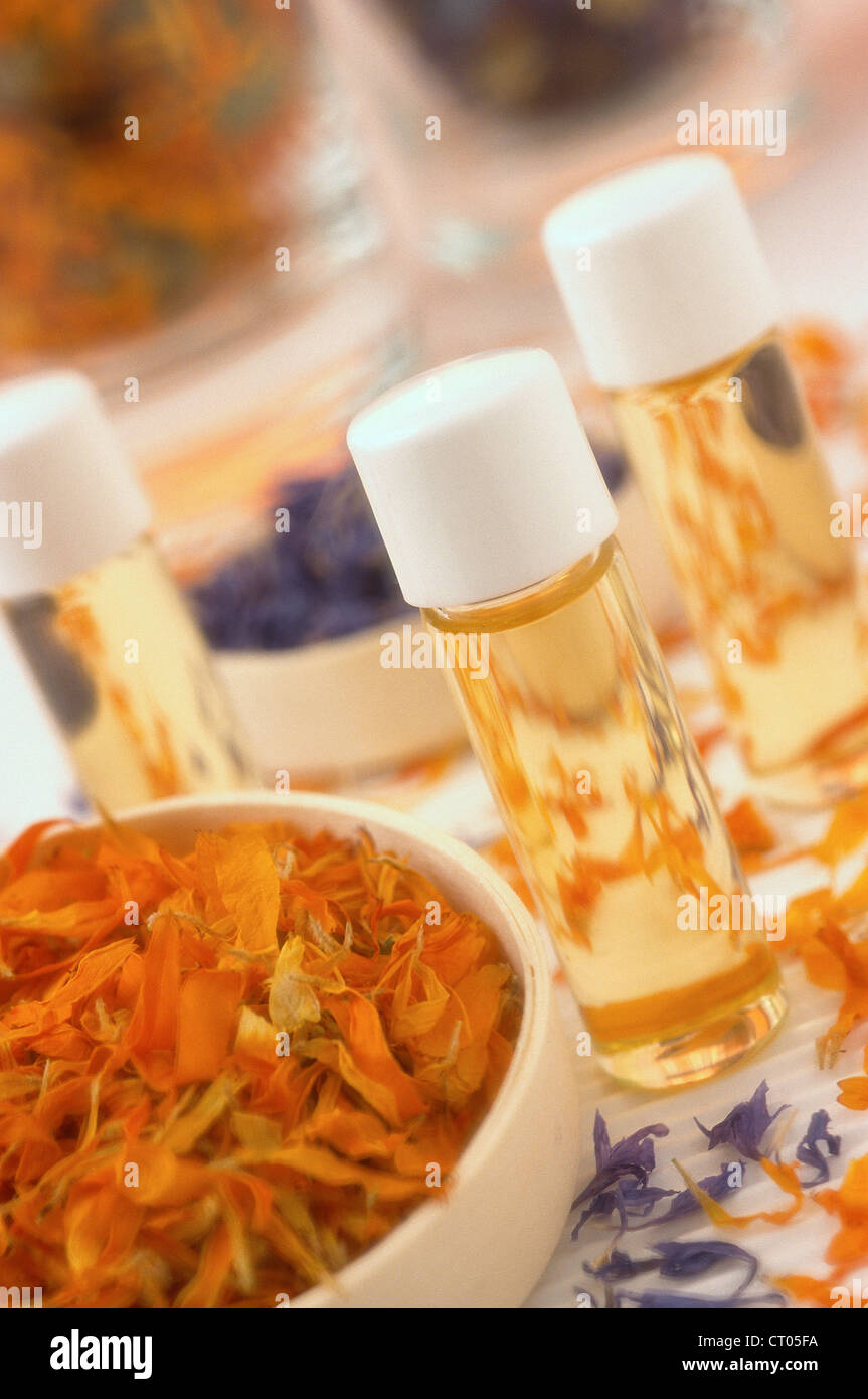 OLIO ESSENZIALE Foto Stock