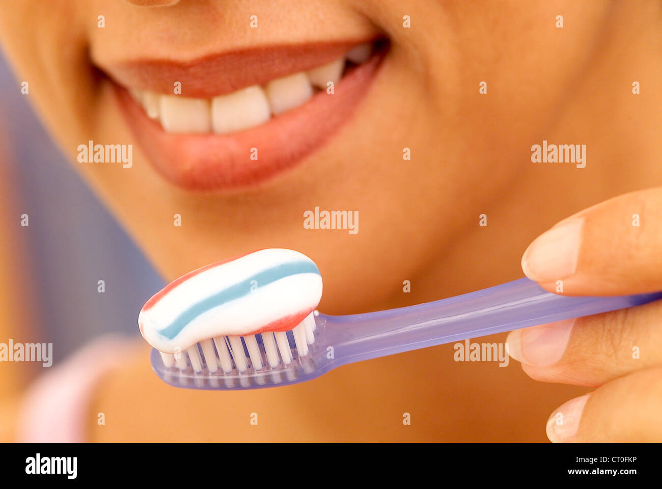 Igiene dentale, Donna Foto Stock