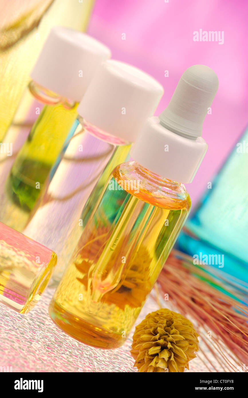 OLIO ESSENZIALE Foto Stock