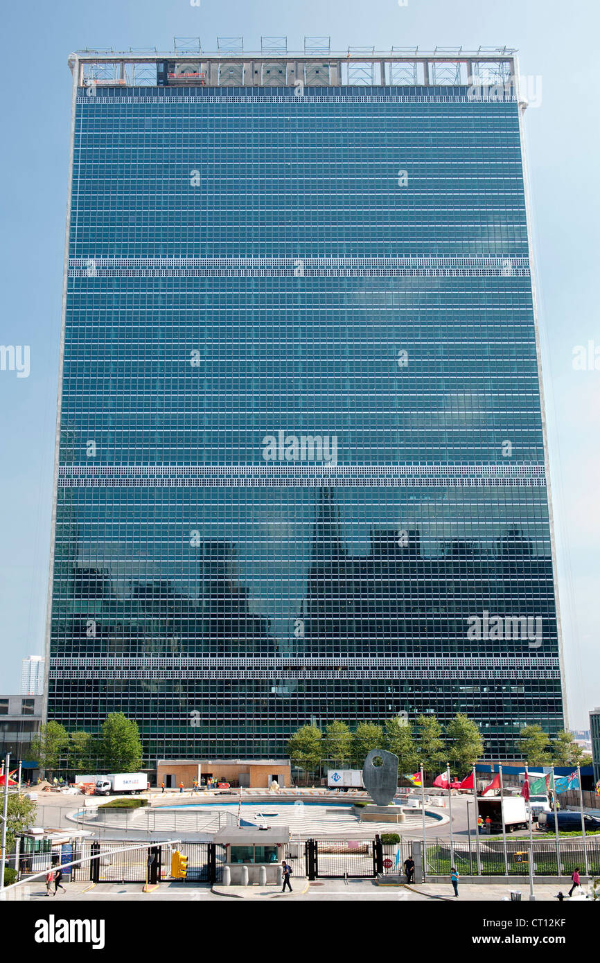 Il palazzo delle Nazioni Unite e il quartier generale delle Nazioni Unite sull'East River a Manhattan, New York City. Foto Stock