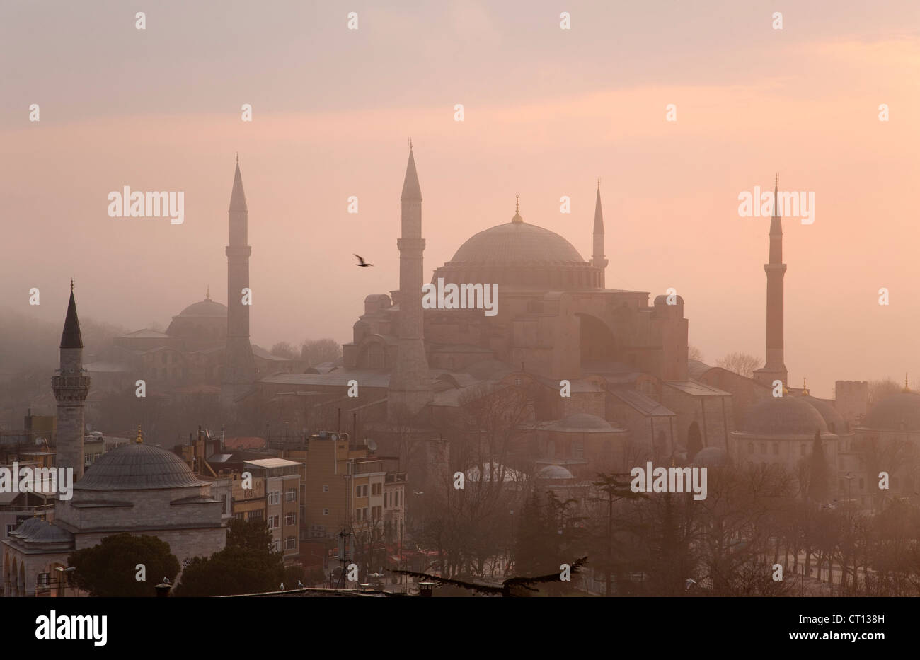 Vista aerea di Istanbul all'alba Foto Stock