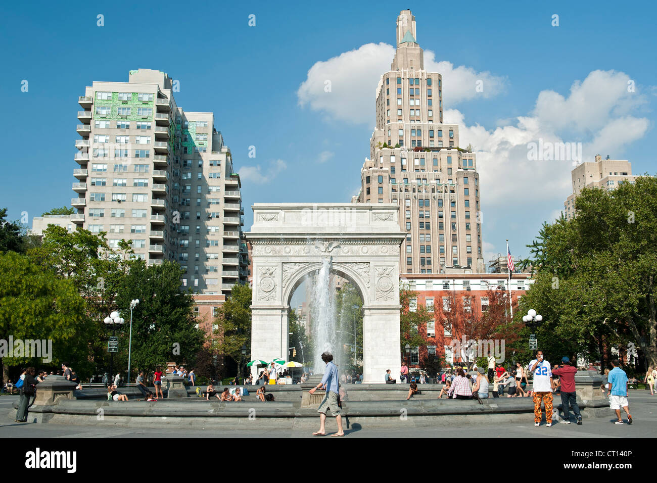 Washington Square Arch a Washington Square, la parte inferiore di Manhattan, New York City, Stati Uniti d'America. Foto Stock