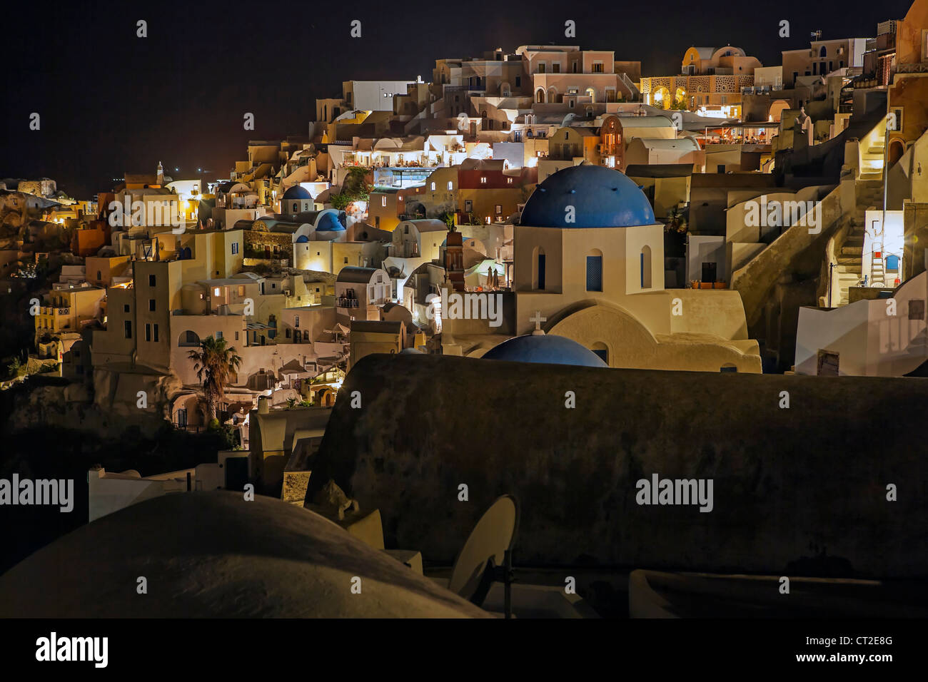 Oia - Santorini, Grecia di notte Foto Stock