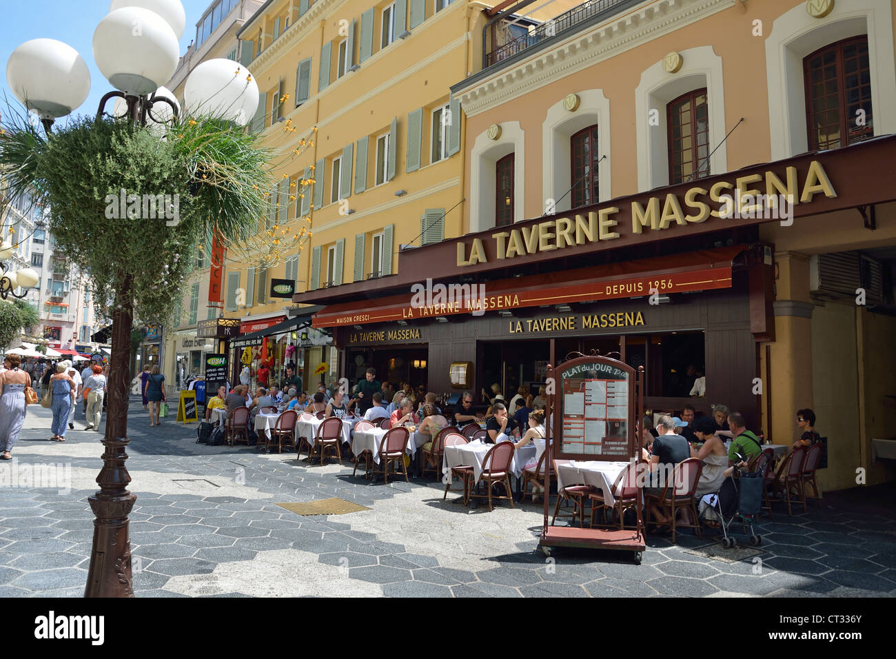 La taverne Masséna brasserie, Rue Massena, Nizza Côte d'Azur, Alpes-Maritimes, Provence-Alpes-Côte d'Azur, in Francia Foto Stock