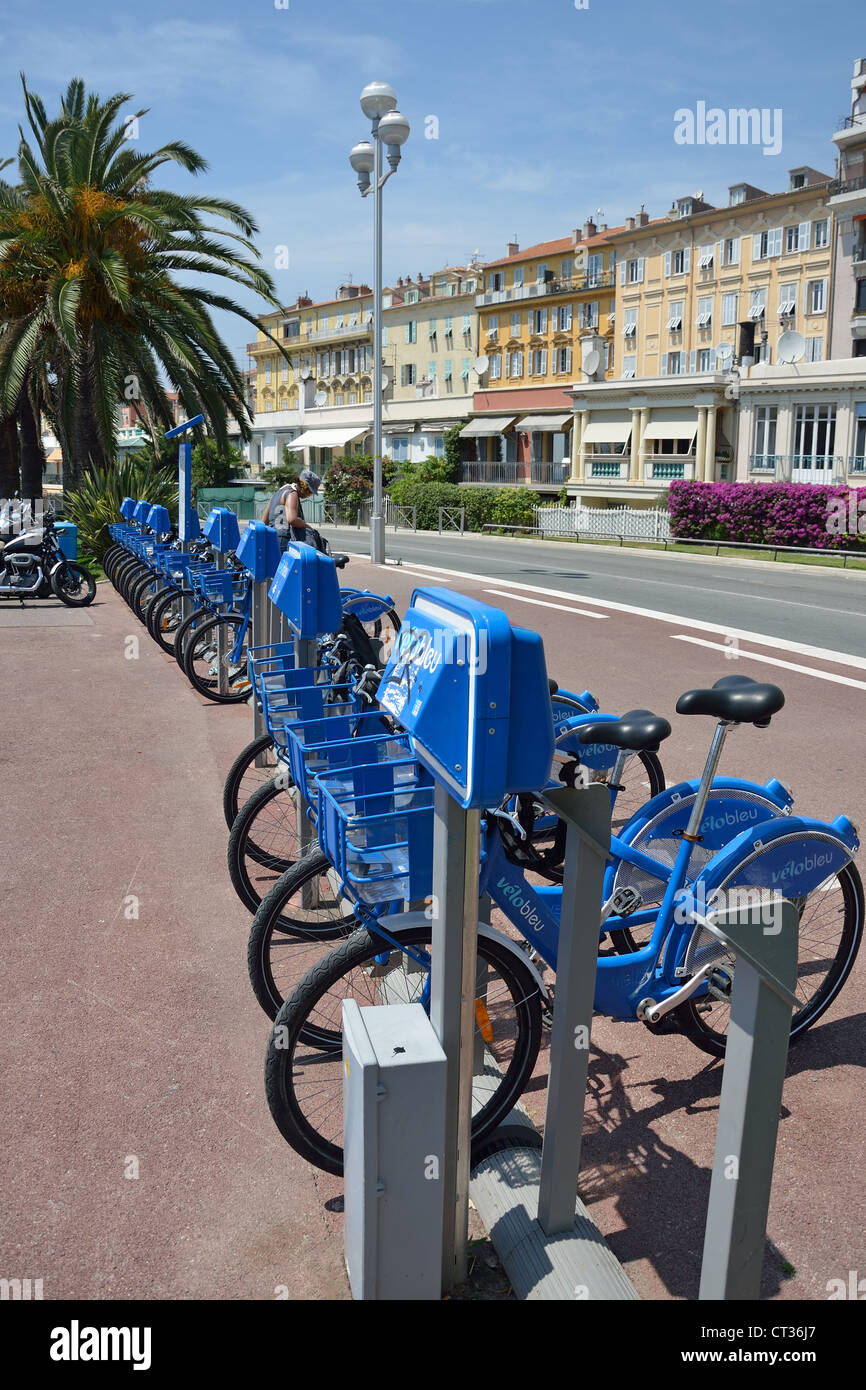 Vélo Bleu noleggio bici stazione sulla Promenade des Anglais, Nizza Côte d'Azur, Alpes-Maritimes, Provence-Alpes-Côte d'Azur, in Francia Foto Stock