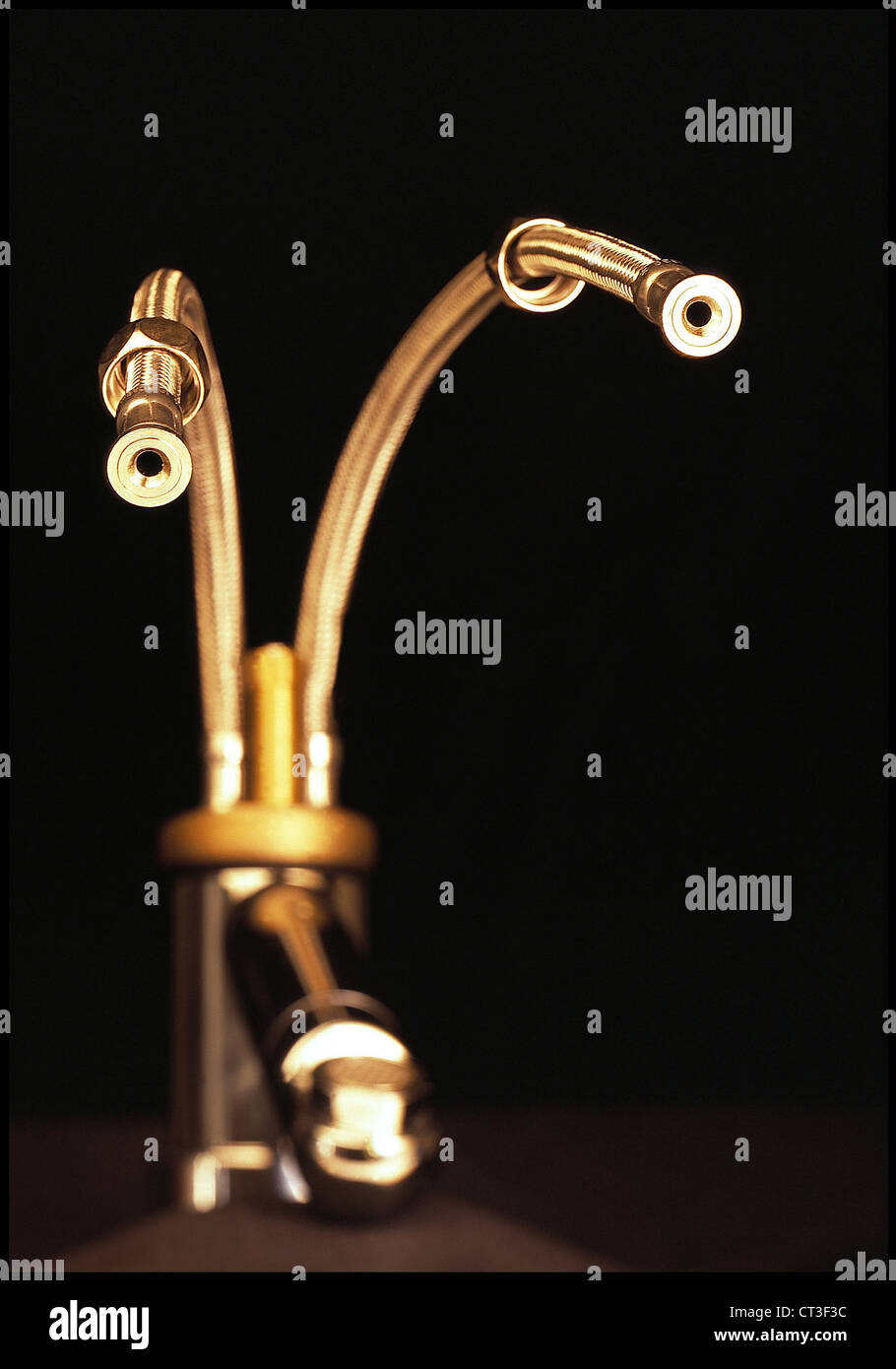 Un rubinetto di acqua posizionato capovolto Foto Stock