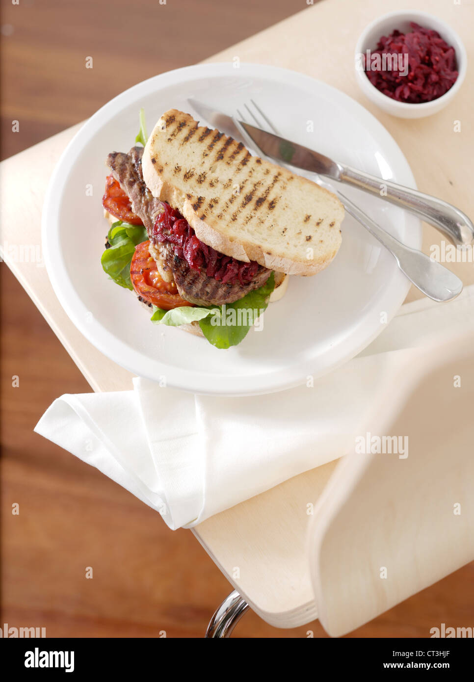 Piastra del sandwich alla griglia e salsa Foto Stock