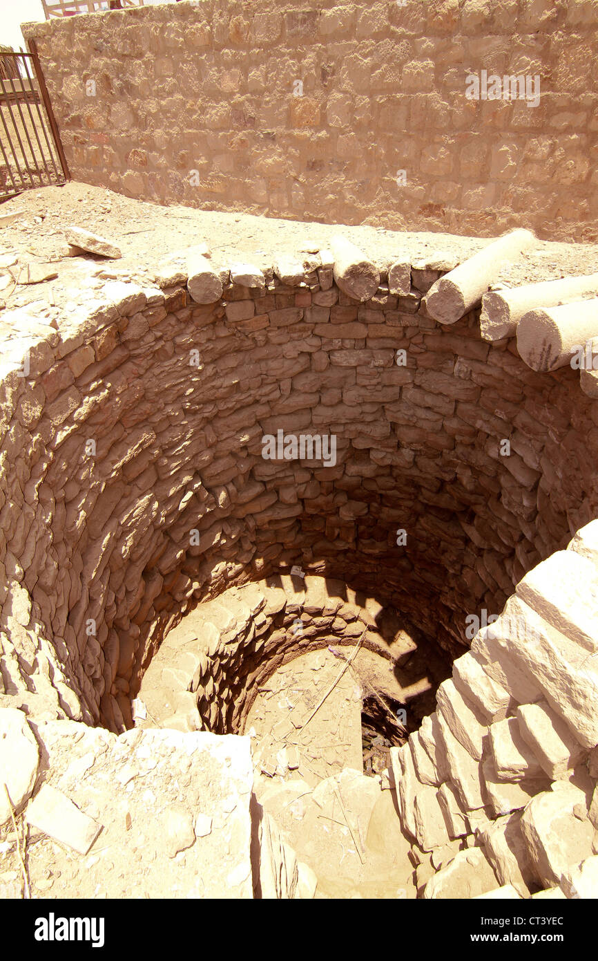 Matematico greco Eratostene' bene sull isola Elefantina ha detto di aver calcolato la circonferenza della Terra in 255BC Foto Stock