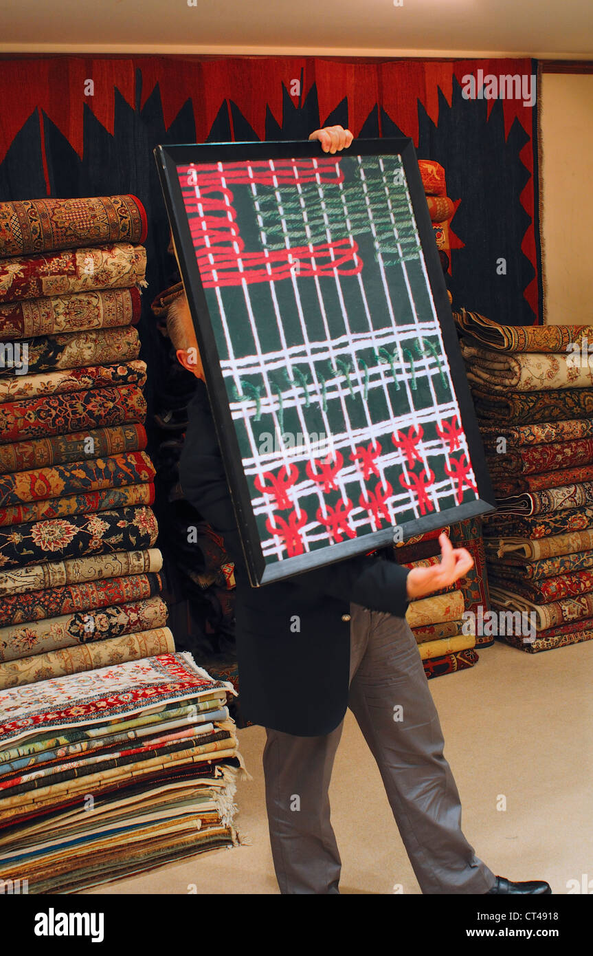 Turchia, Istanbul, negozio di tappeti, moquette nodi, tappeto Vendita Foto Stock