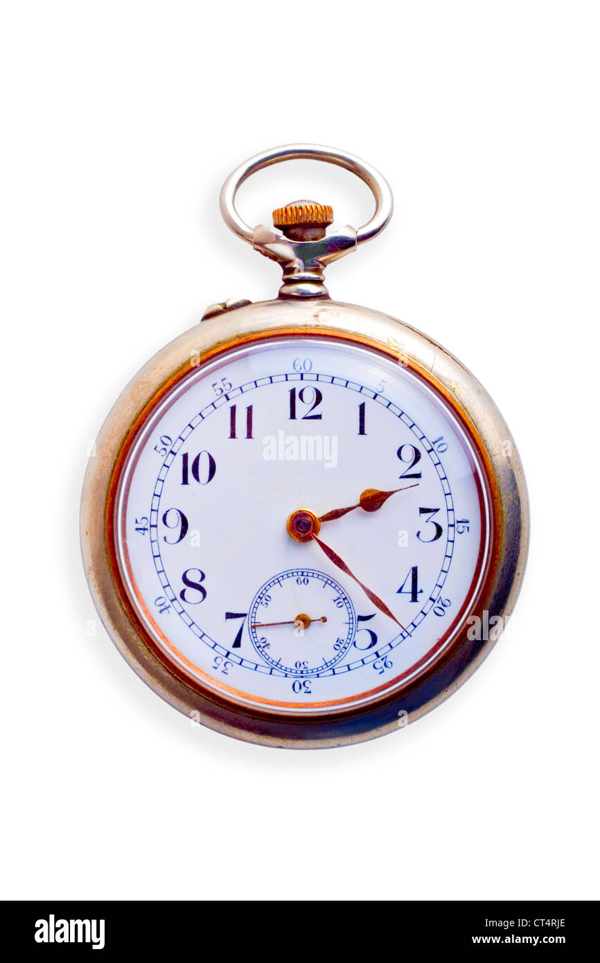 Xix secolo orologio da tasca, che mostra i segni dell'età, isolato su bianco. Concetti di nostalgia, senso del tempo,invecchiamento,il passare del tempo, Foto Stock