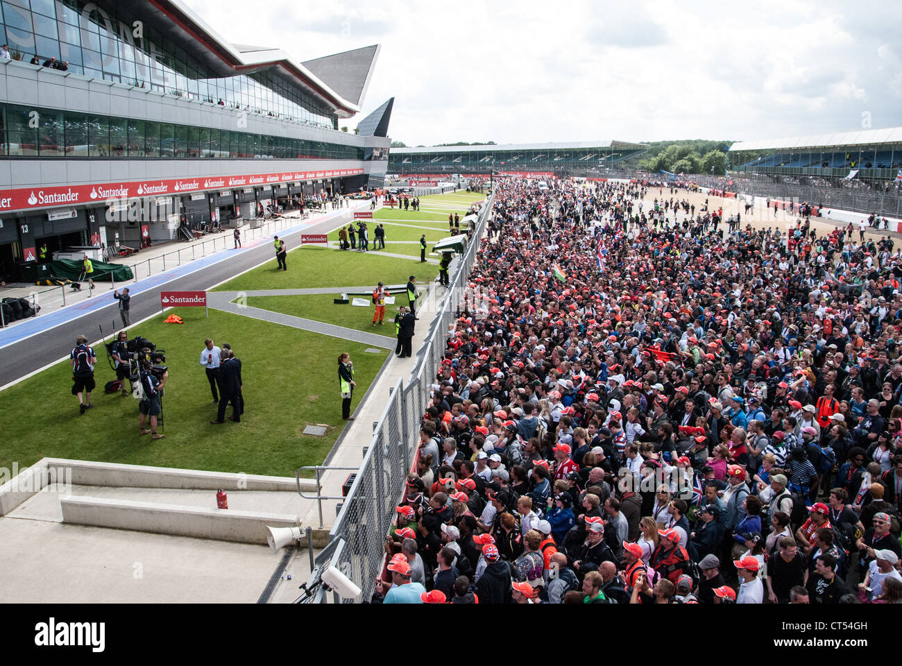 F1 folle sulla via. British Formula 1 Grand Prix, Silverstone, 2012 Foto Stock