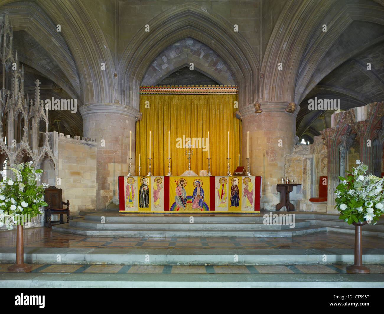 Tewkesbury Abbey coro e altare maggiore Foto Stock