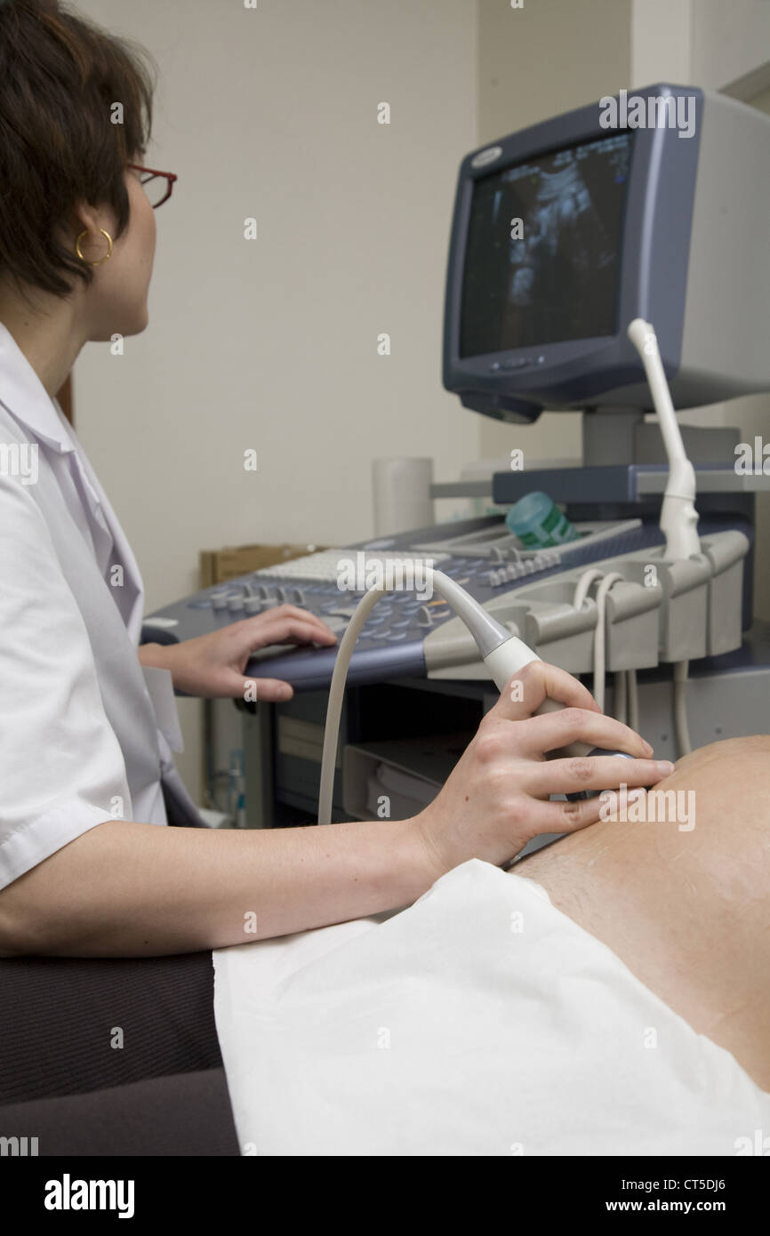 Donna incinta, ecografia Foto Stock
