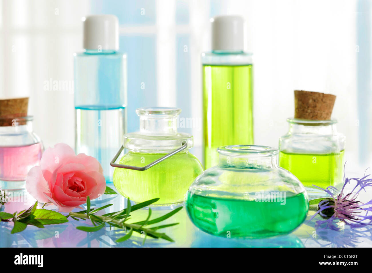 OLIO ESSENZIALE Foto Stock