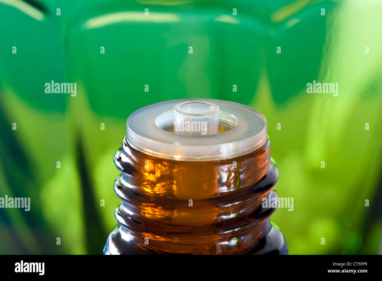 OLIO ESSENZIALE Foto Stock