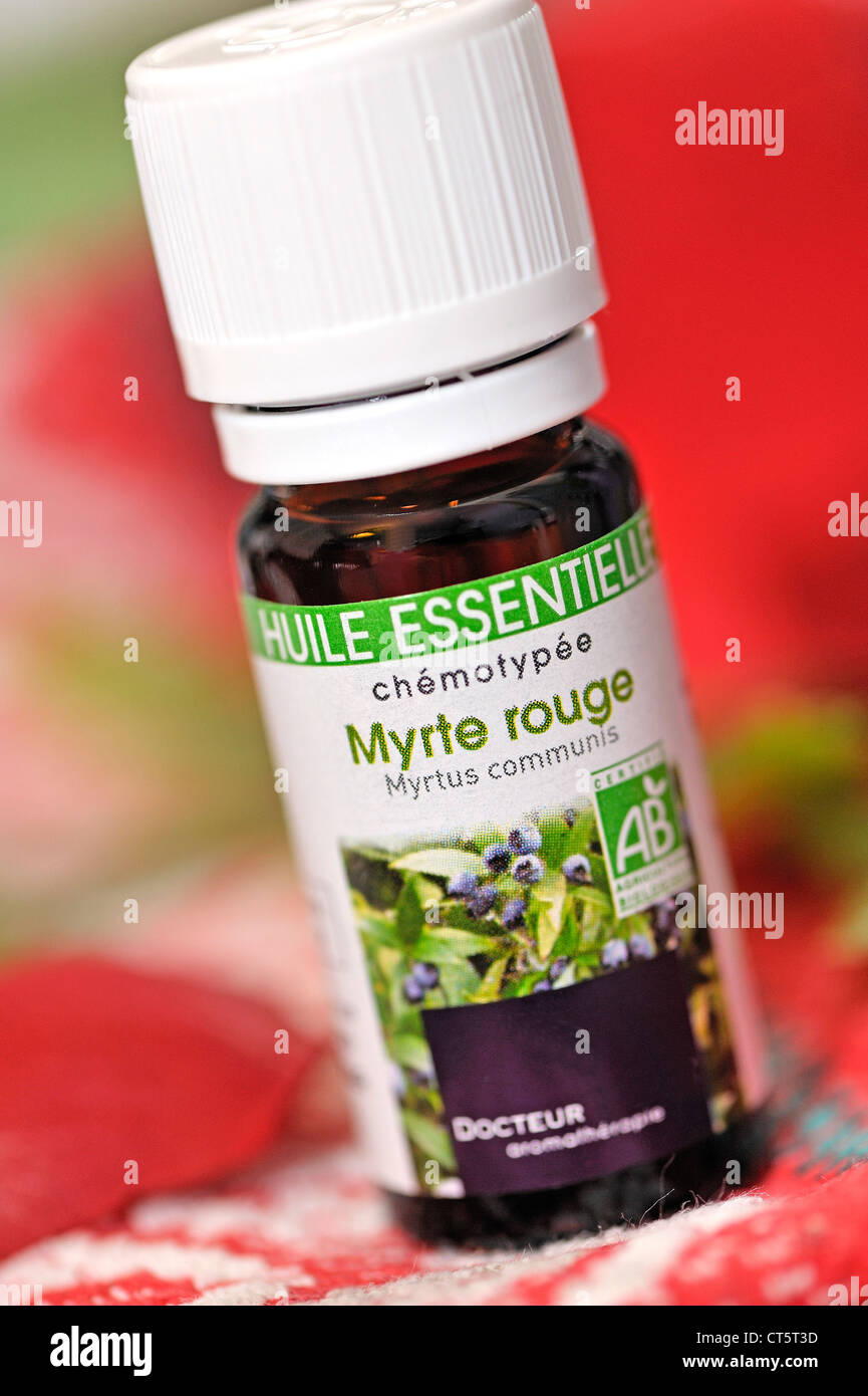 OLIO ESSENZIALE Foto Stock