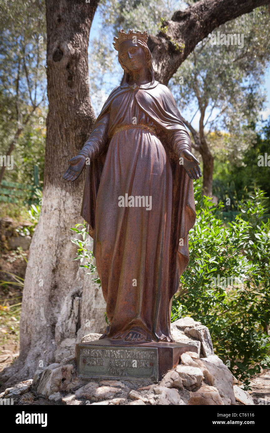 La statua della Vergine Maria, casa della Vergine Maria, Meryemana, vicino a Efeso e Selcuk, Turchia Foto Stock