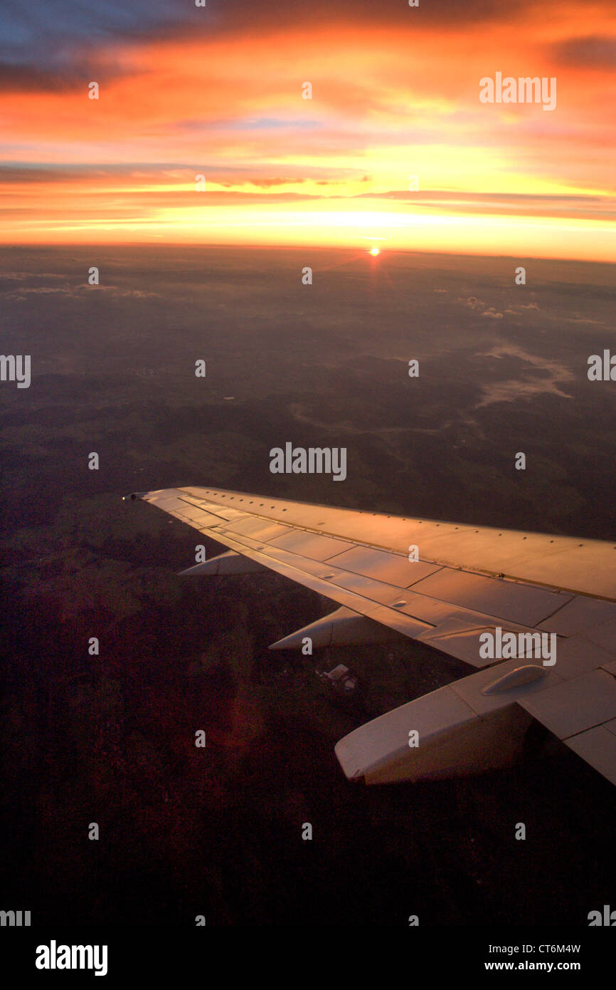 Foto di simbolo - vista dalla finestra di aeroplano Foto Stock