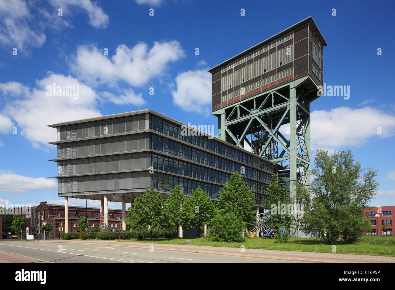 Hammerkopfturm am Steinkohlenbergwerk Ministro Stein nel Dortmund-Eving, Ruhrgebiet, Renania settentrionale-Vestfalia Foto Stock