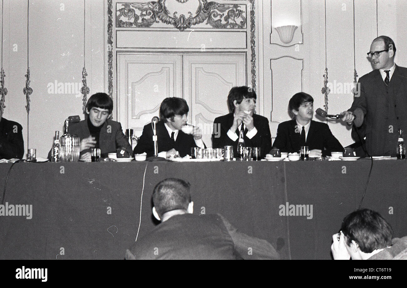 003973 - i Beatles nel corso di una conferenza stampa a New York nel mese di febbraio 1964 Foto Stock