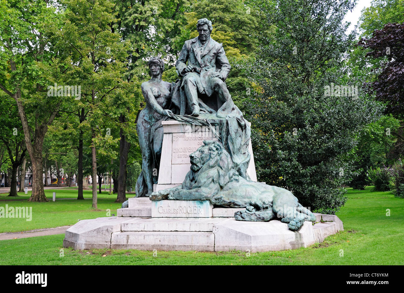 Liegi, Belgio. Monumento a Charles Rogier (1800-85; leader della rivoluzione belga nel 1830) nel Parc d'Avroy Foto Stock