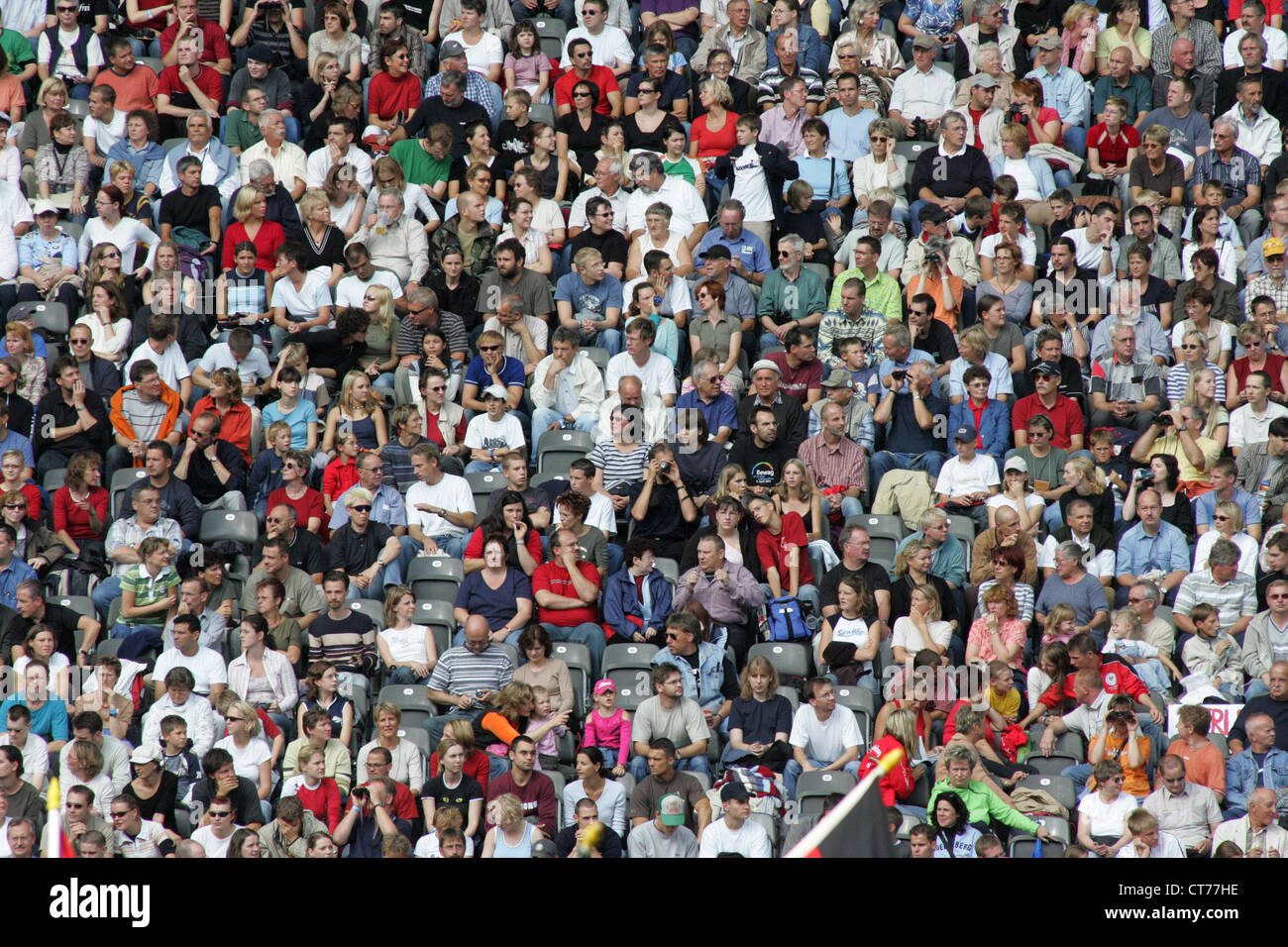 Berlino, spettatori allo stadio Olimpico di Berlino Foto Stock