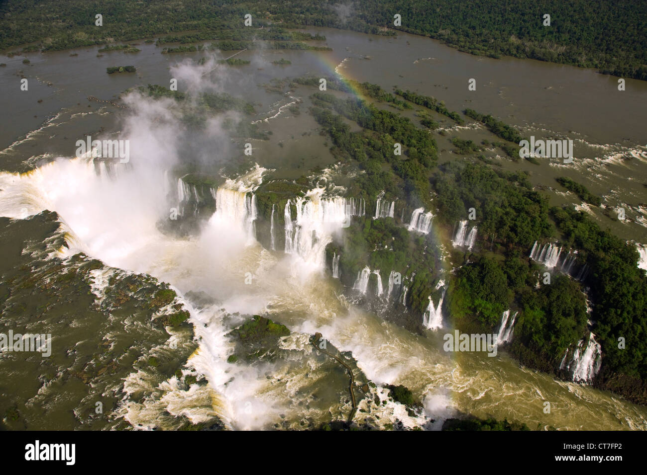 Volo in elicottero sopra le cascate Iguacu Foto Stock