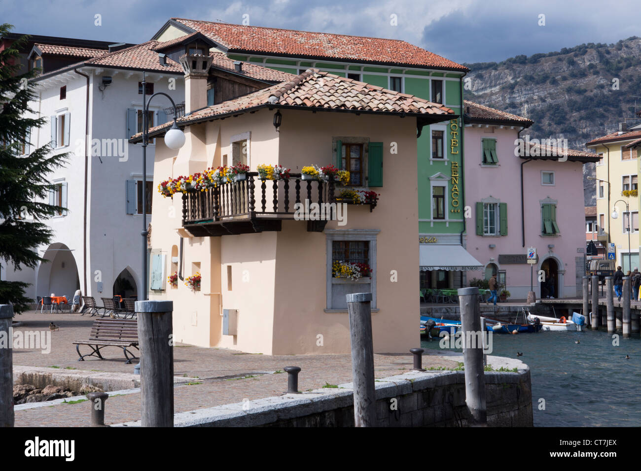 A Torbole sul lago di Garda, della regione Trentino Alto Adige, provincia Trient, Italia, Europa Foto Stock
