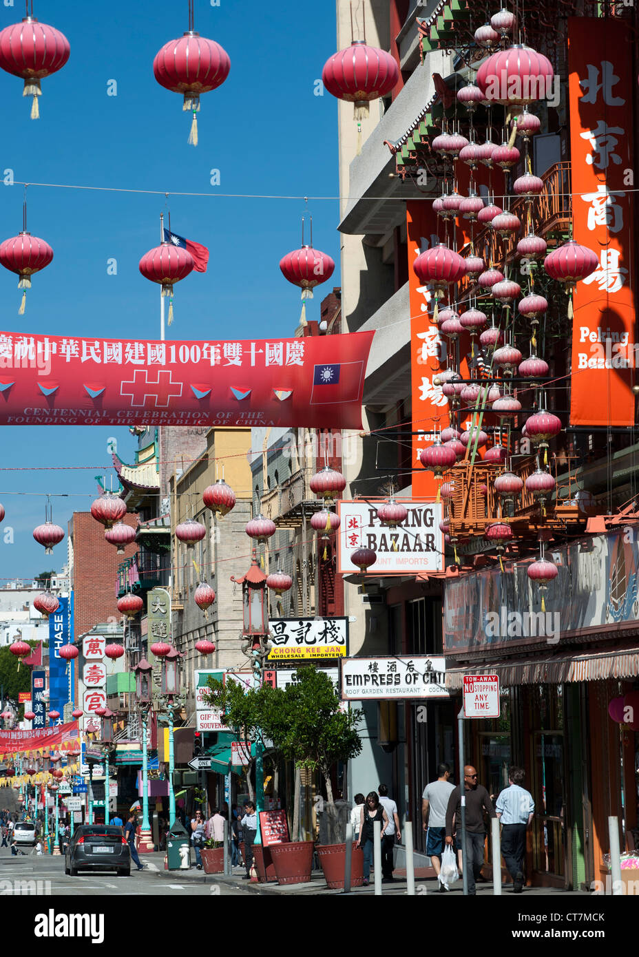 Grant Avenue nel quartiere di Chinatown di San Francisco, California, Stati Uniti d'America. Foto Stock