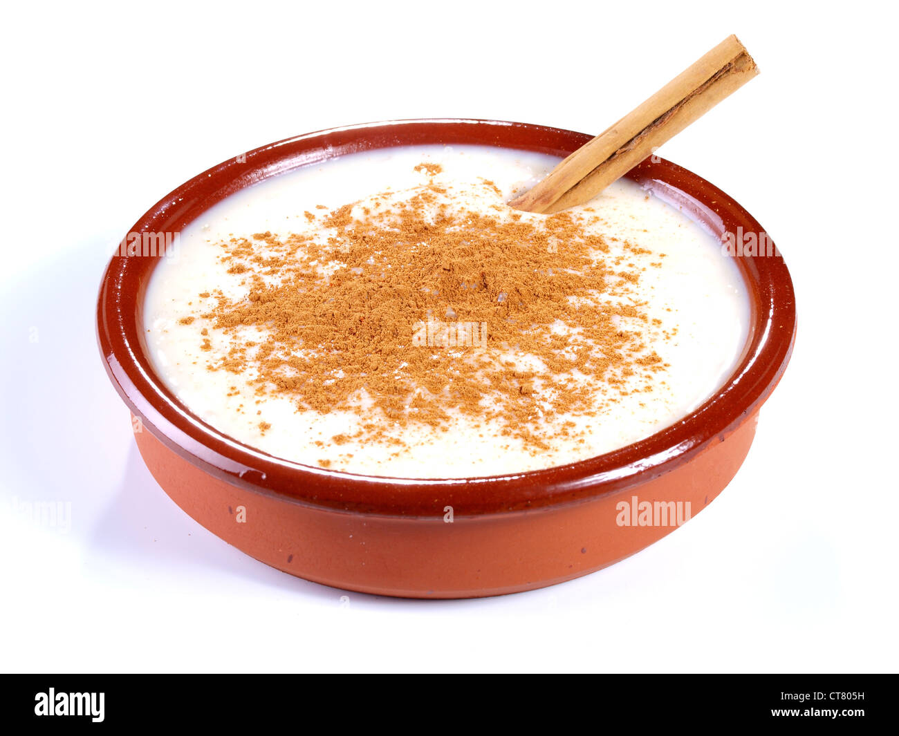 Budino di riso - Arroz con leche. La versione in spagnolo del budino di riso. Realizzato con latte, riso, zucchero e cannella. Foto Stock