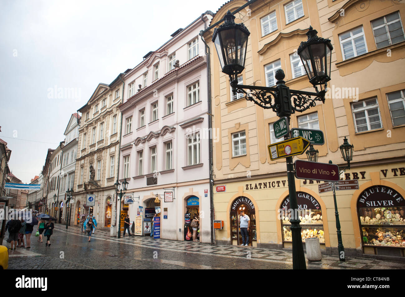 Praga, Repubblica Ceca, città URBAN, turismo, europa, street, Boemia, architettura, case, arte, monumento, decorazione Foto Stock
