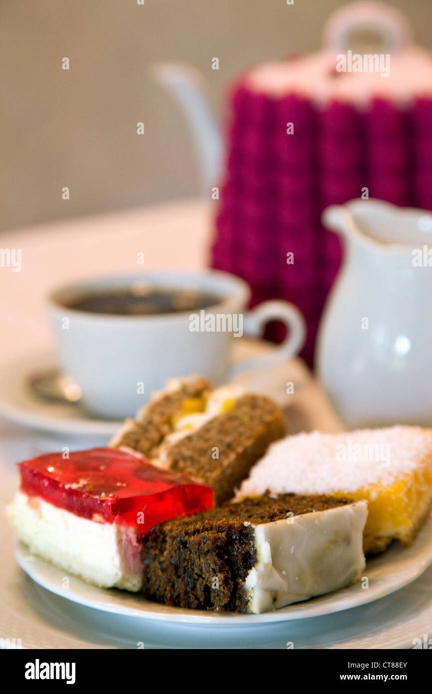 Il tè del pomeriggio presso la Casa de Te Gales con torta Negra torta di frutta Foto Stock