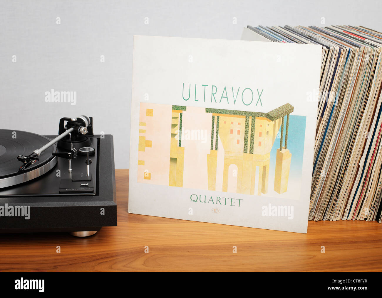 Quartet, rilasciato nel 1982, è il sesto album in studio dalla band britannica Ultravox. Foto Stock