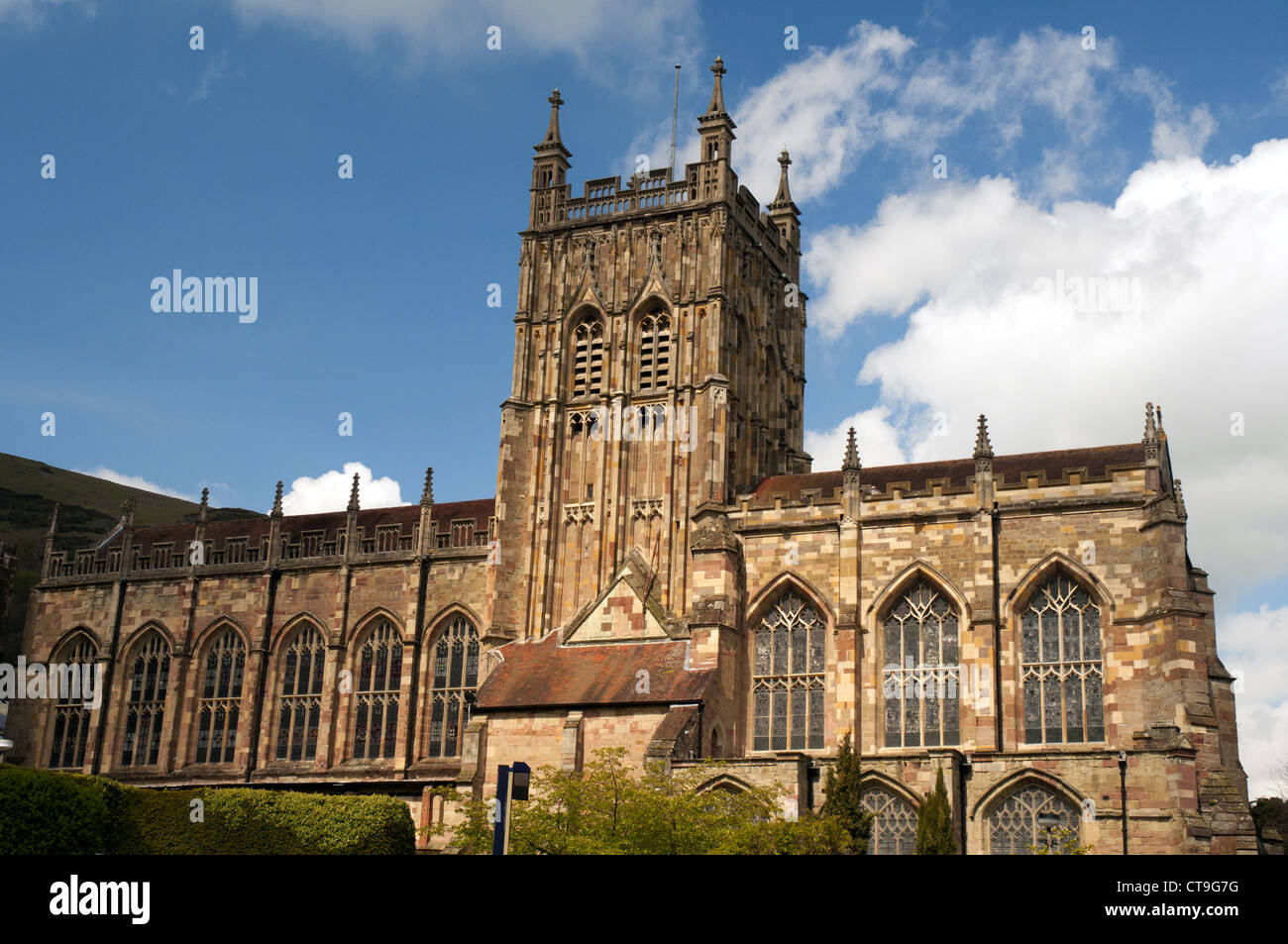 Il priorato medievale in Great Malvern, il principale centro della Malvern Hills in Worcestershire in inglese Midlands. Foto Stock