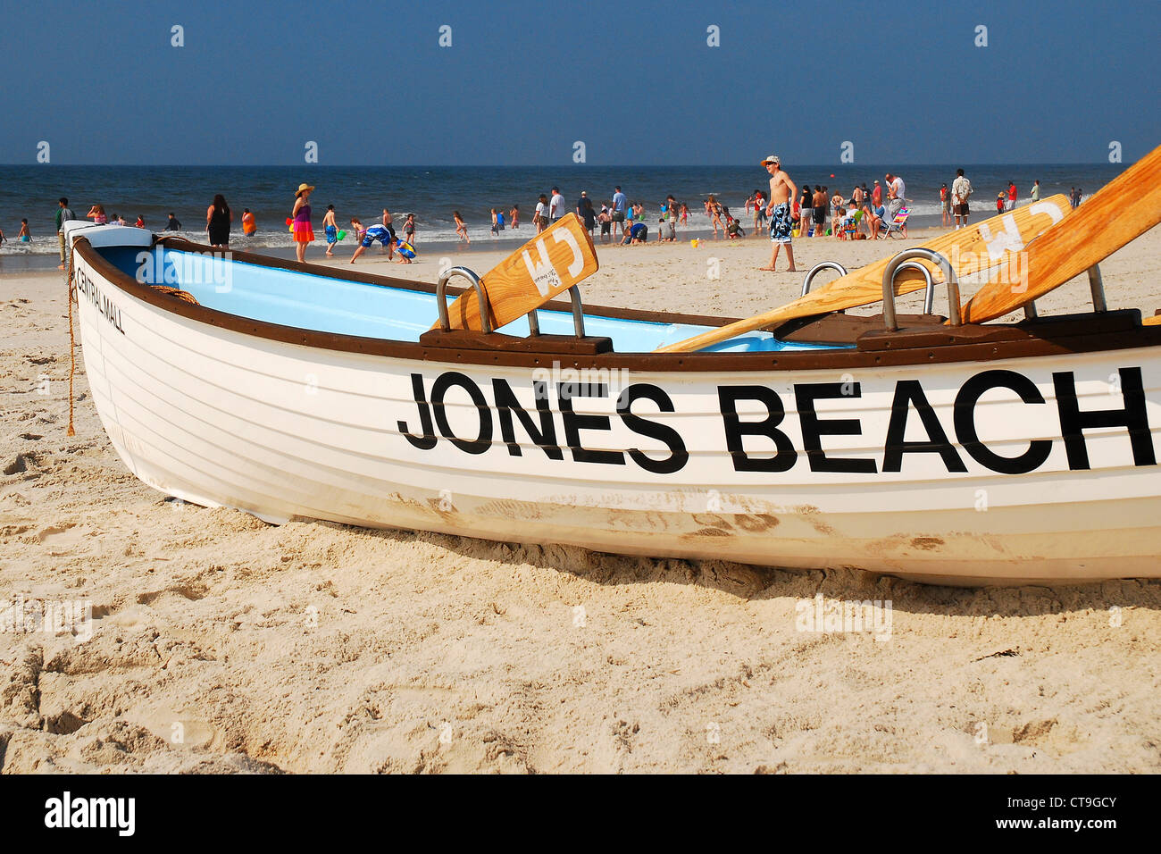 Imbarcazione di salvataggio di Jones Beach, Long Island, NY Foto Stock