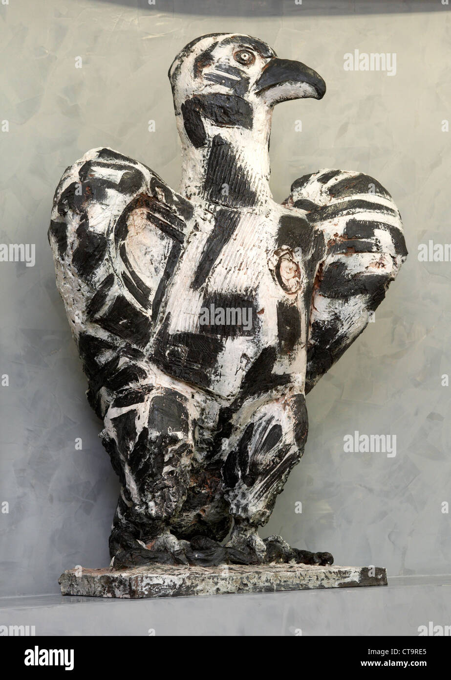 Karlsruhe, Germania - aquila tedesca con l'artista Markus Lüppertz Foto Stock