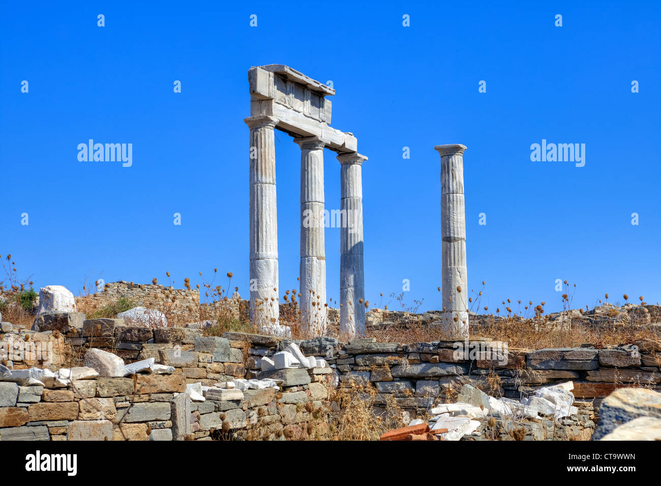 Le rovine di un tempio su Delos, Grecia Foto Stock