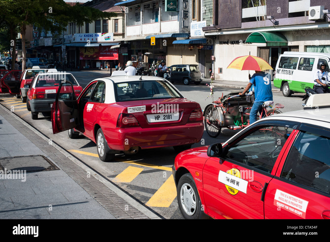 Malaysia, Penang Georgetown taxi con tassametro per le strade di Penang. Nessun mercanteggiare. Foto Stock