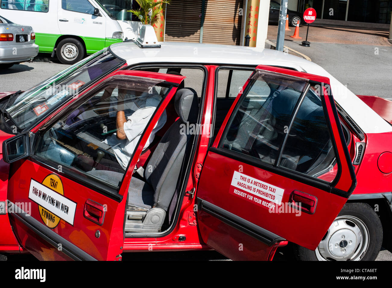 Malaysia, Penang Georgetown taxi con tassametro per le strade di Penang. Nessun mercanteggiare. Foto Stock