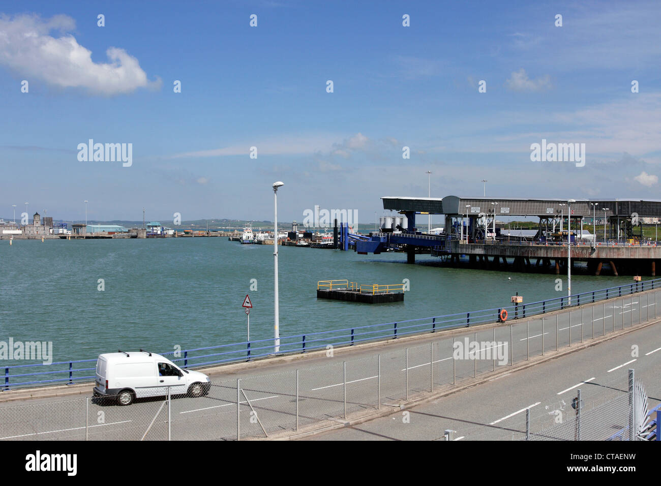 Vista del porto di Holyhead , Anglesey, Galles del Nord. Foto Stock