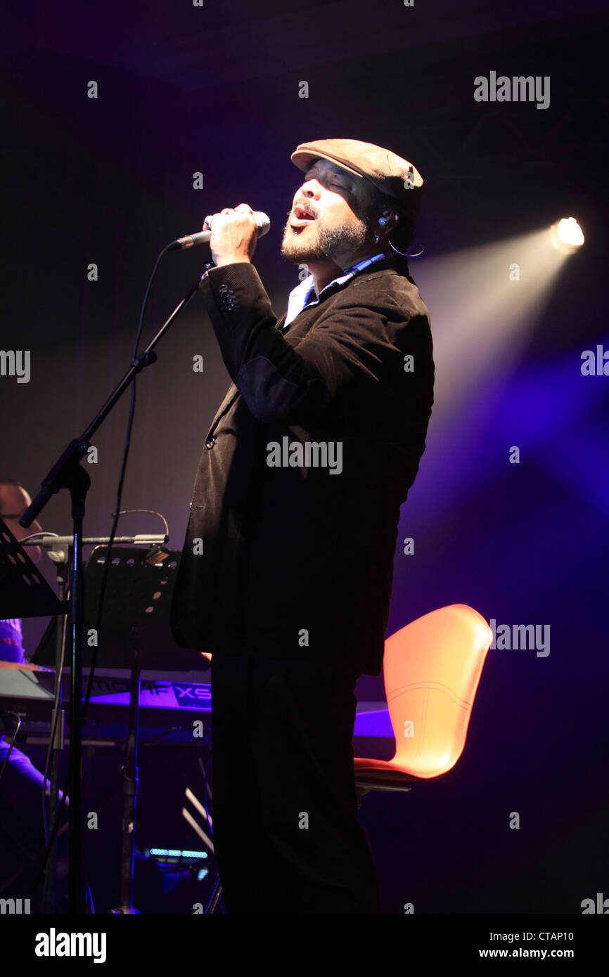 Cantante cubano Francisco Cespedes in concerto a Los Suenos Marriott Resort, Costa Rica. Foto Stock