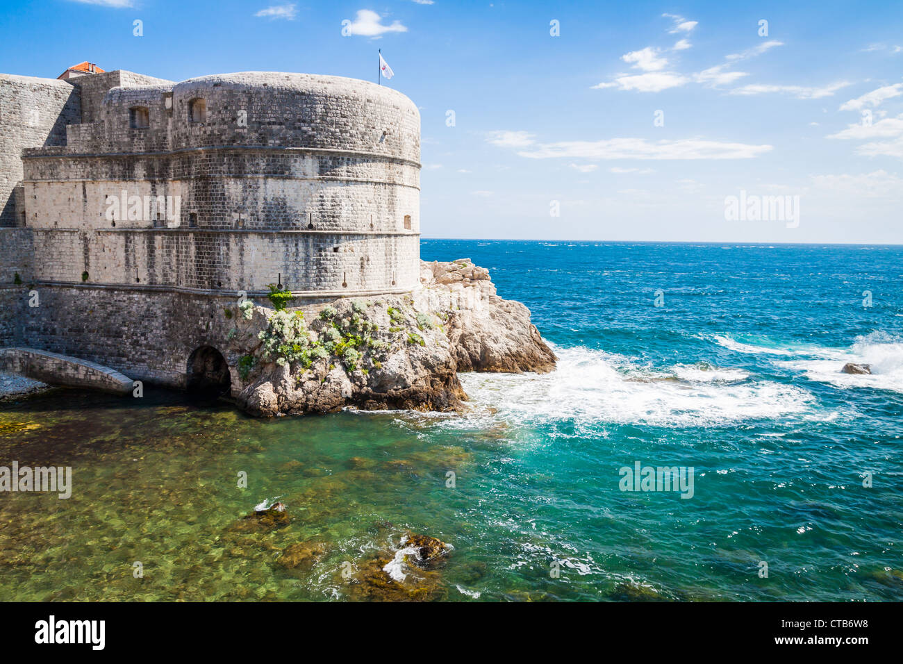 Mura difensive della città vecchia di Dubrovnik Foto Stock