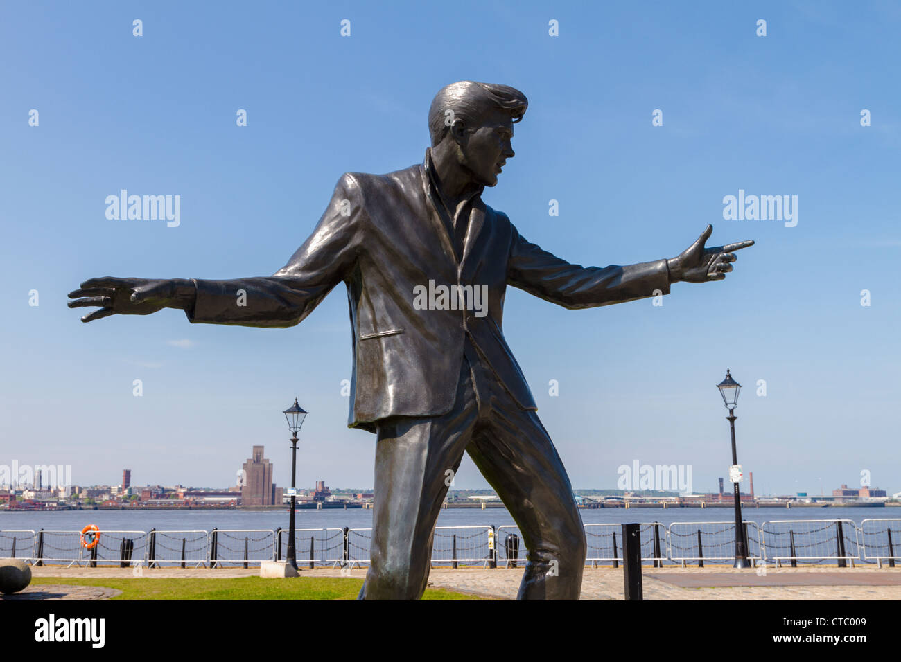 La scultura di Billy Fury da Tom Murphy Foto Stock