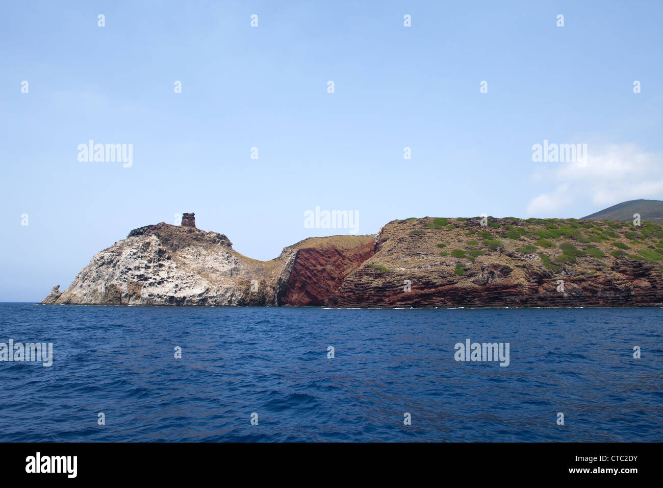 Parte dell isola di Capraia nell arcipelago toscano, Italia. Foto Stock